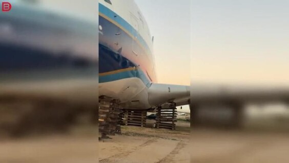 Гигантское «кладбище» самолётов в пустыне
Гигантское «кладбище» самолётов в пустыне