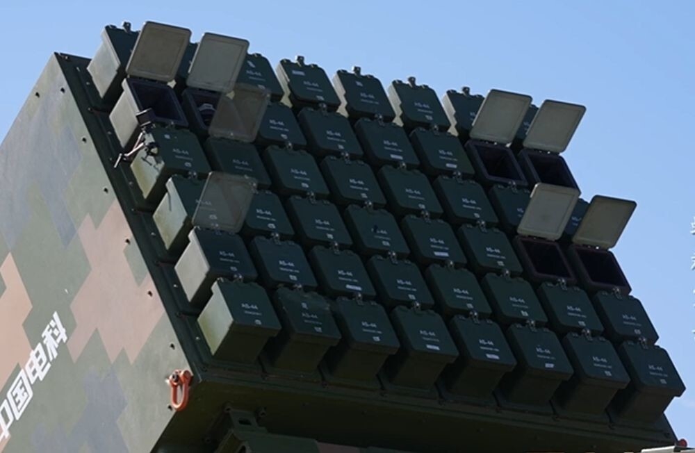 В Китае показали работу системы управления роем дронов
В Китае показали работу системы управления роем дронов