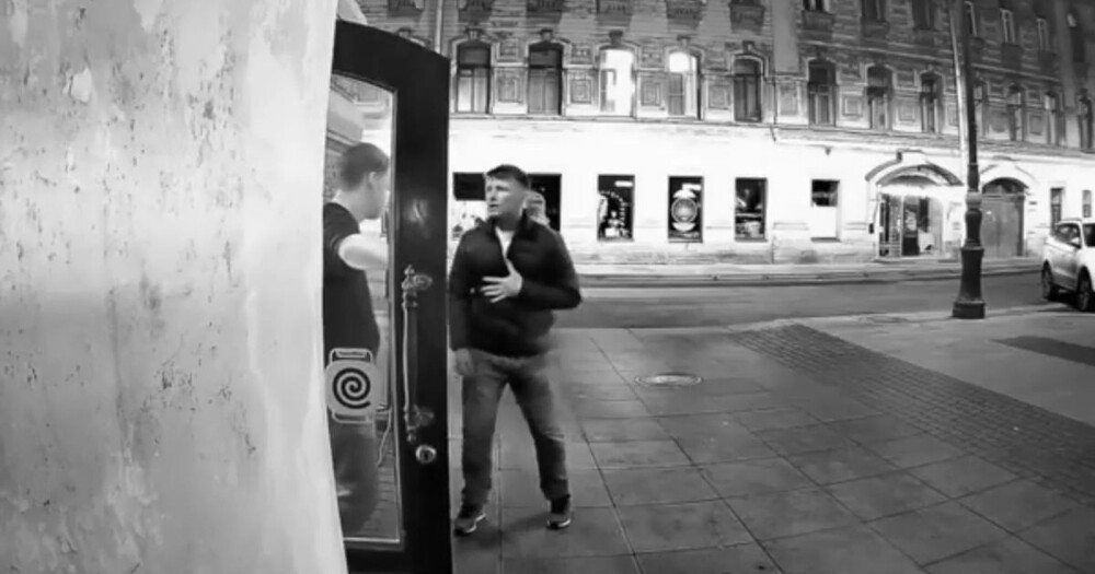 
        Конфликт у&nbsp;входа в&nbsp;бар&nbsp;на&nbsp;улице Рубинштейна    