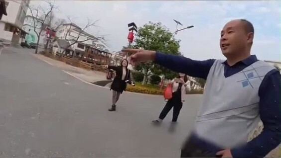 
        Американец выдал себя за&nbsp;русского в&nbsp;Китае ради тёплого приёма    