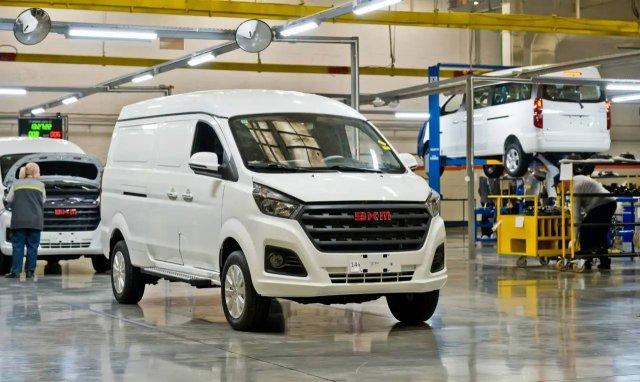 &laquo;АвтоВАЗ&raquo; начал производство коммерческих автомобилей SKM