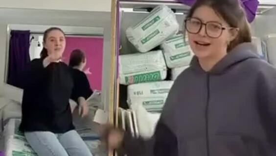 
        Клиент заказал 75&nbsp;мешков грунта в&nbsp;пункт выдачи    