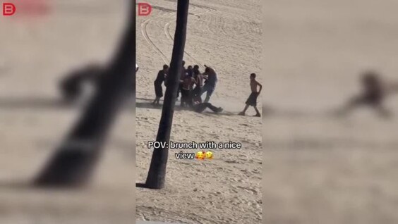 Завтрак с таким видом сразу становится гораздо интереснее
Завтрак с таким видом сразу становится гораздо интереснее