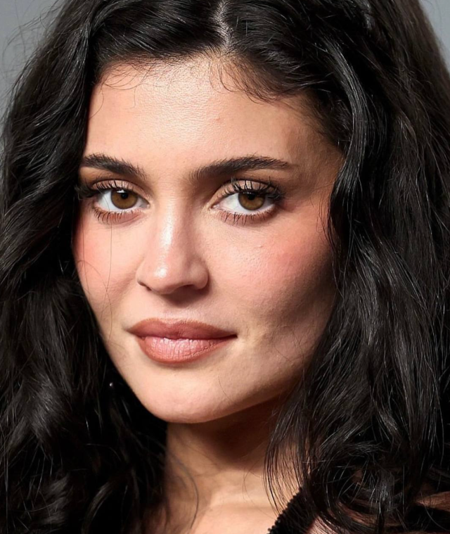 Фотографии знаменитостей с премии &laquo;Оскар&raquo; без ретуши