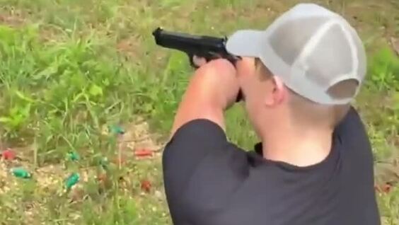 
        Мужчину без&nbsp;рук&nbsp;и&nbsp;ног&nbsp;обвиняют в&nbsp;убийстве    