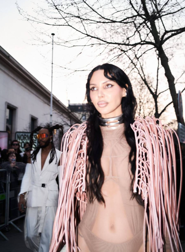 Оксана Самойлова на показе Rick Owens