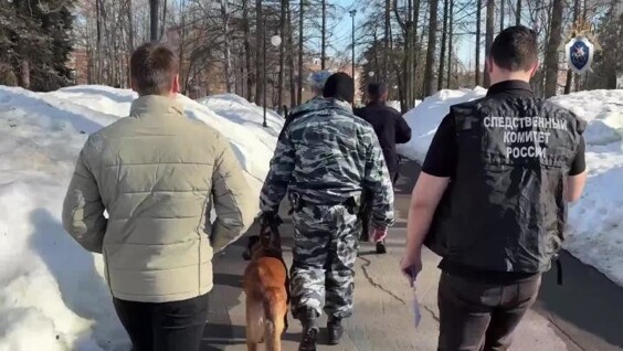 В Ижевске задержан мужчина, который обжигал провода на Вечном огне
В Ижевске задержан мужчина, который обжигал провода на Вечном огне