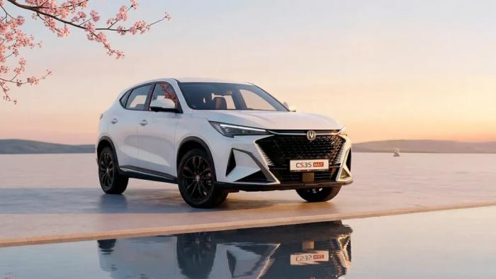 Changan CS35 Max оценили в Казахстане на 1,3 миллиона рублей дешевле, чем в России