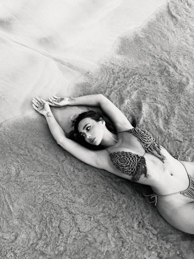 Лилия Киосе - горячая девушка Михаила Галустяна, который ушел от жены после 19 лет брака Лилия Киосе - горячая девушка Михаила Галустяна, который ушел от жены после 19 лет брака