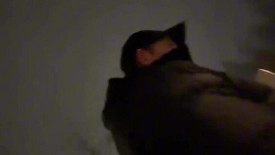 
        Подозрительный тип&nbsp;увязался за&nbsp;девушкой    