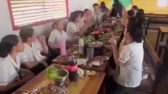 
        Взрыв в&nbsp;ресторане на&nbsp;Филиппинах попал на&nbsp;видео    