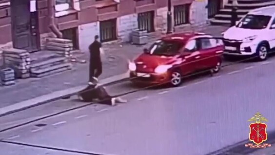 
        Парень разнял дерущихся и&nbsp;пострадал сам    