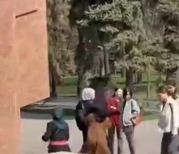 
        Хотят денег и&nbsp;нападают при&nbsp;отказе: агрессивное поведение попрошаек    