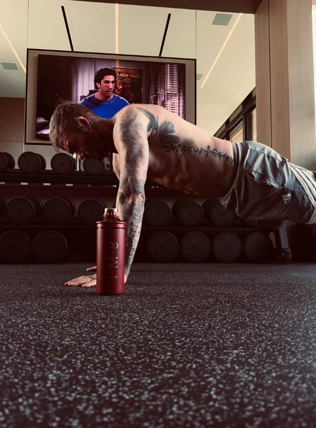 Дэвид Бекхэм готовится к лету: свежие кадры из спортзала