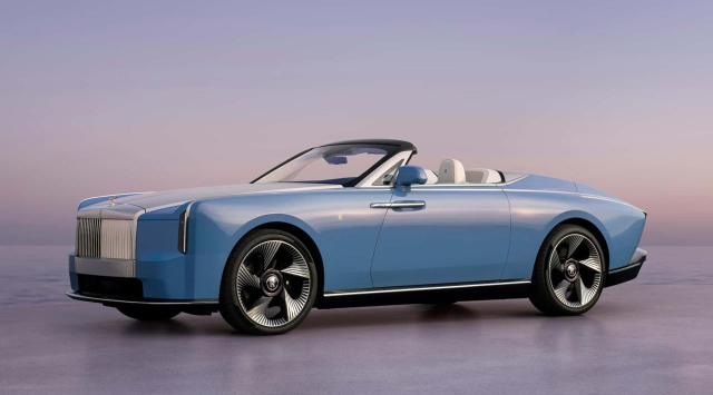 Rolls-Royce Project Nightingale: 100 экземпляров роскошного электрокара с &laquo;звёздным&raquo; салоном