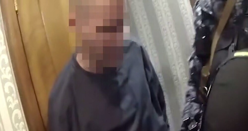 
        Мужчина избил сожительницу и&nbsp;спрятался в&nbsp;шкафу    