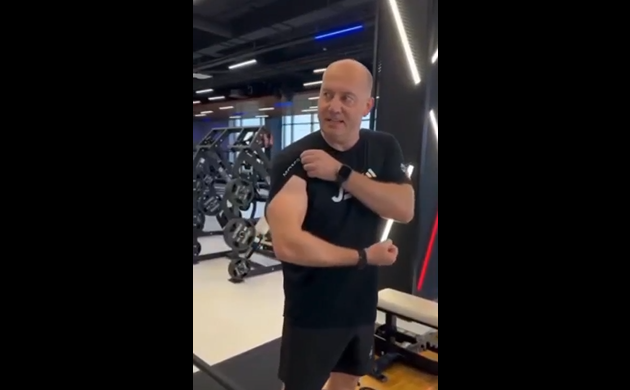 Сергей Бурунов из пухляша превратился в качка: кадры преображения