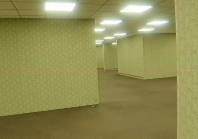 Первый трейлер к фильму Backrooms (5 фото + видео)