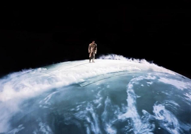 Концерт Канье Уэста в Лос-Анджелесе Концерт Канье Уэста в Лос-Анджелесе