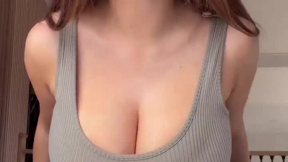 
        За&nbsp;работой этого гидравлического пресса можно наблюдать бесконечно    