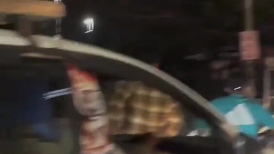 
        В&nbsp;Дели три&nbsp;женщины избили домогавшегося к&nbsp;ним&nbsp;мужчину    
