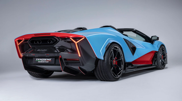 Lamborghini представила гибридный Fenomeno Roadster - самый мощный открытый суперкар марки