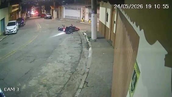 
        Грабители на&nbsp;мотоциклах устроили засаду, но&nbsp;всё&nbsp;пошло не&nbsp;по&nbsp;плану    
