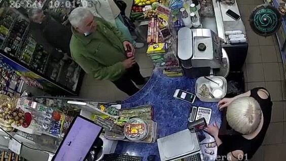 
        Хакеры включили гимн России в&nbsp;магазинах на&nbsp;Украине после взлома систем    