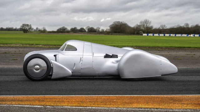 Audi воссоздала рекордный автомобиль 1935 года