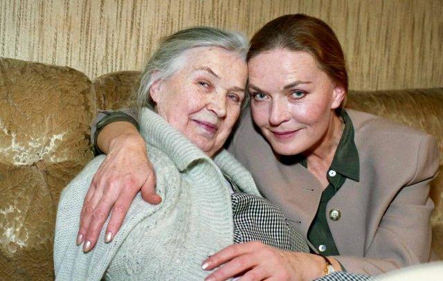 Умерла актриса Людмила Чурсина: она не дожила полтора месяца до 85-летия Умерла актриса Людмила Чурсина: она не дожила полтора месяца до 85-летия
