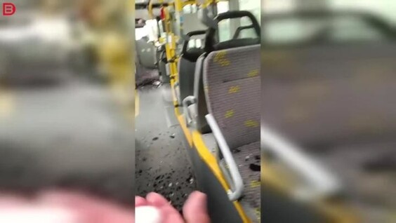 
        Автобус в&nbsp;Бельгии попал под&nbsp;удар сильного града    