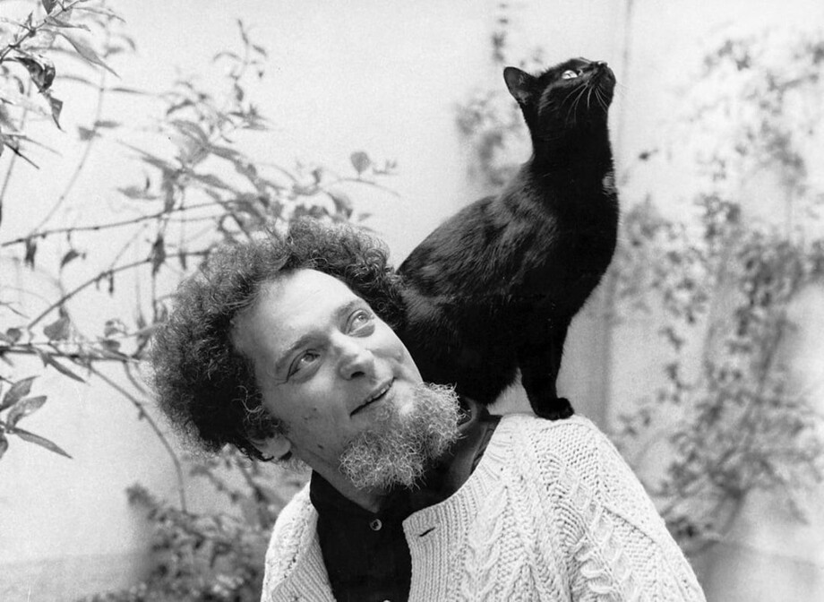 
        Церковь под&nbsp;землёй, книга без&nbsp;буквы и&nbsp;другие странности: 10&nbsp;интересных людей, вещей, явлений и&nbsp;фактов    