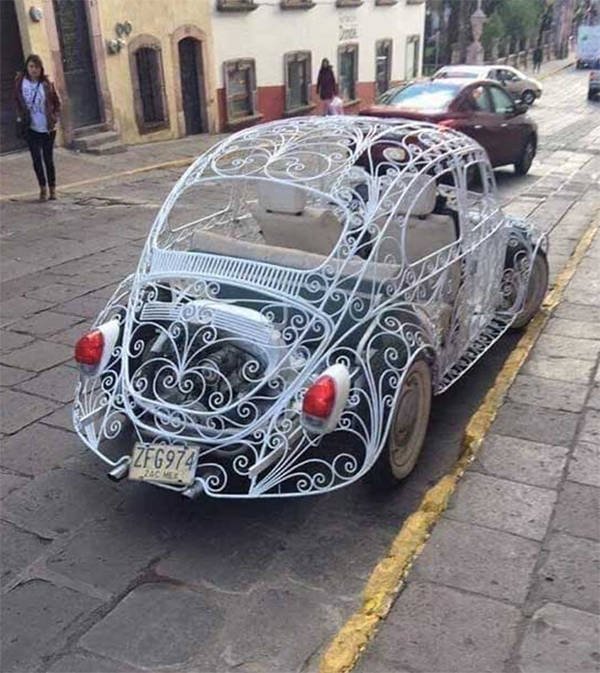 Безумный тюнинг (23 фото)