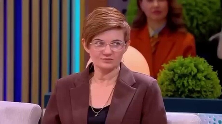 
        Странный персонаж на&nbsp;шоу&nbsp;"Давай поженимся"    