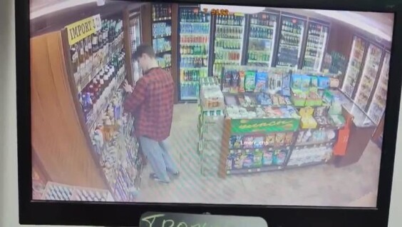 
        Пивопад в&nbsp;сетевом магазине    